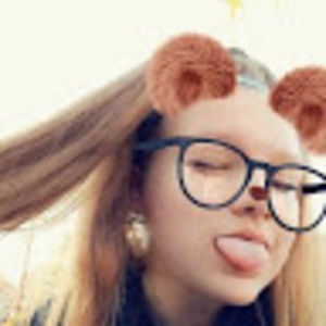 Meet your Posher, Hailey